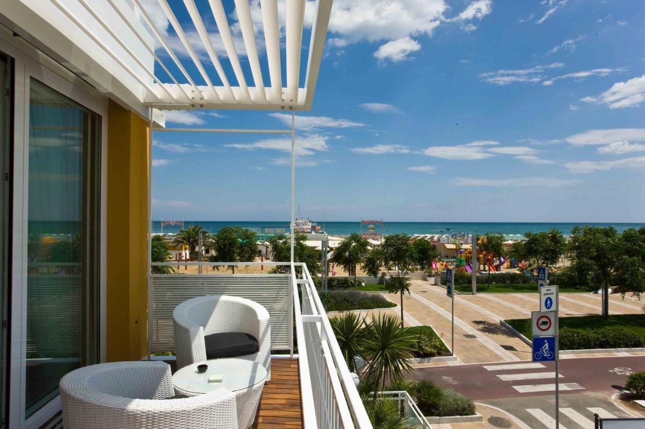 Hotel Roma Riccione Esterno foto