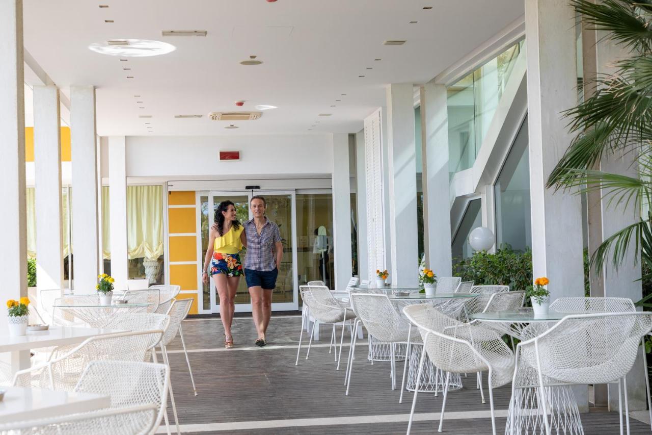 Hotel Roma Riccione Esterno foto