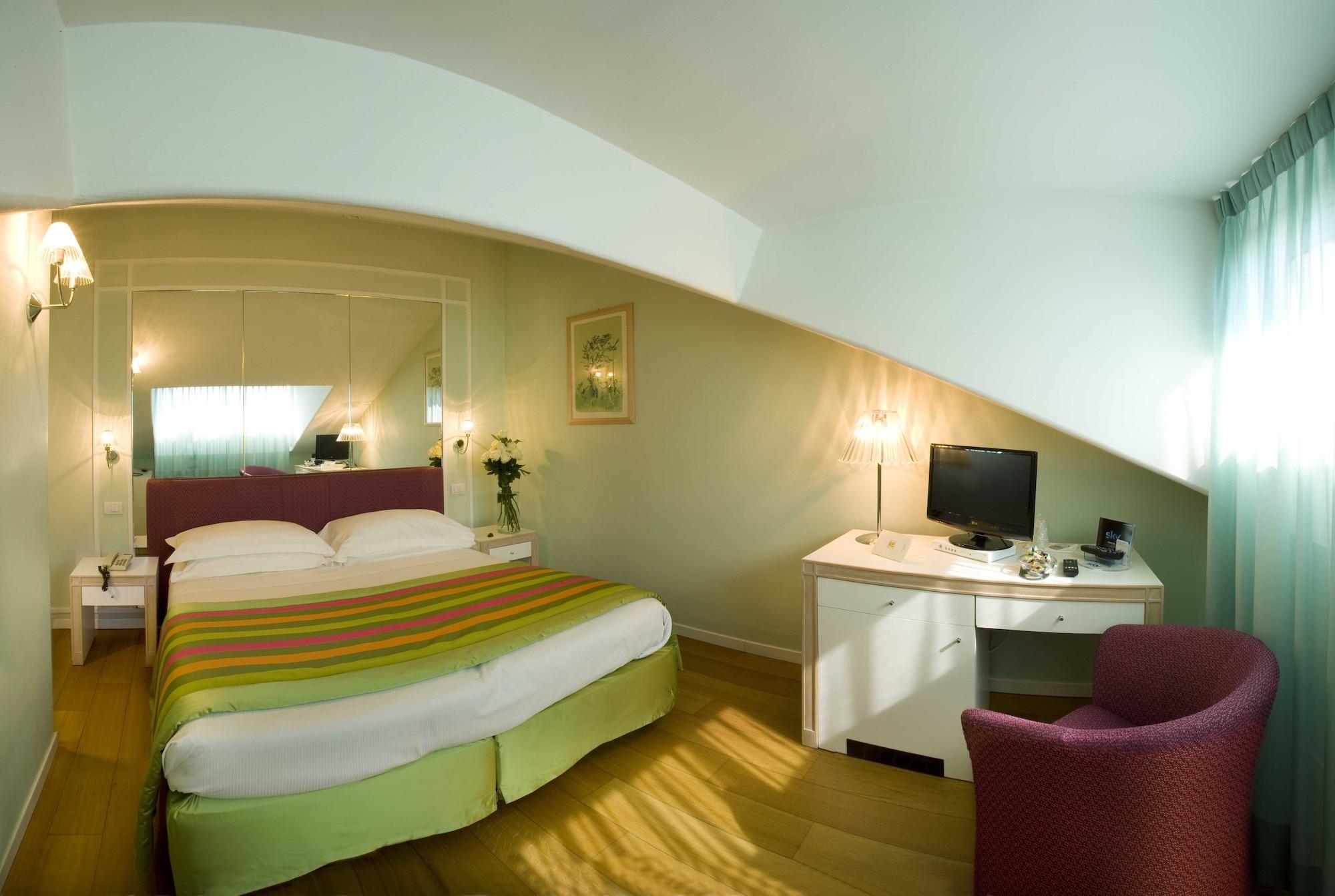 Hotel Roma Riccione Esterno foto