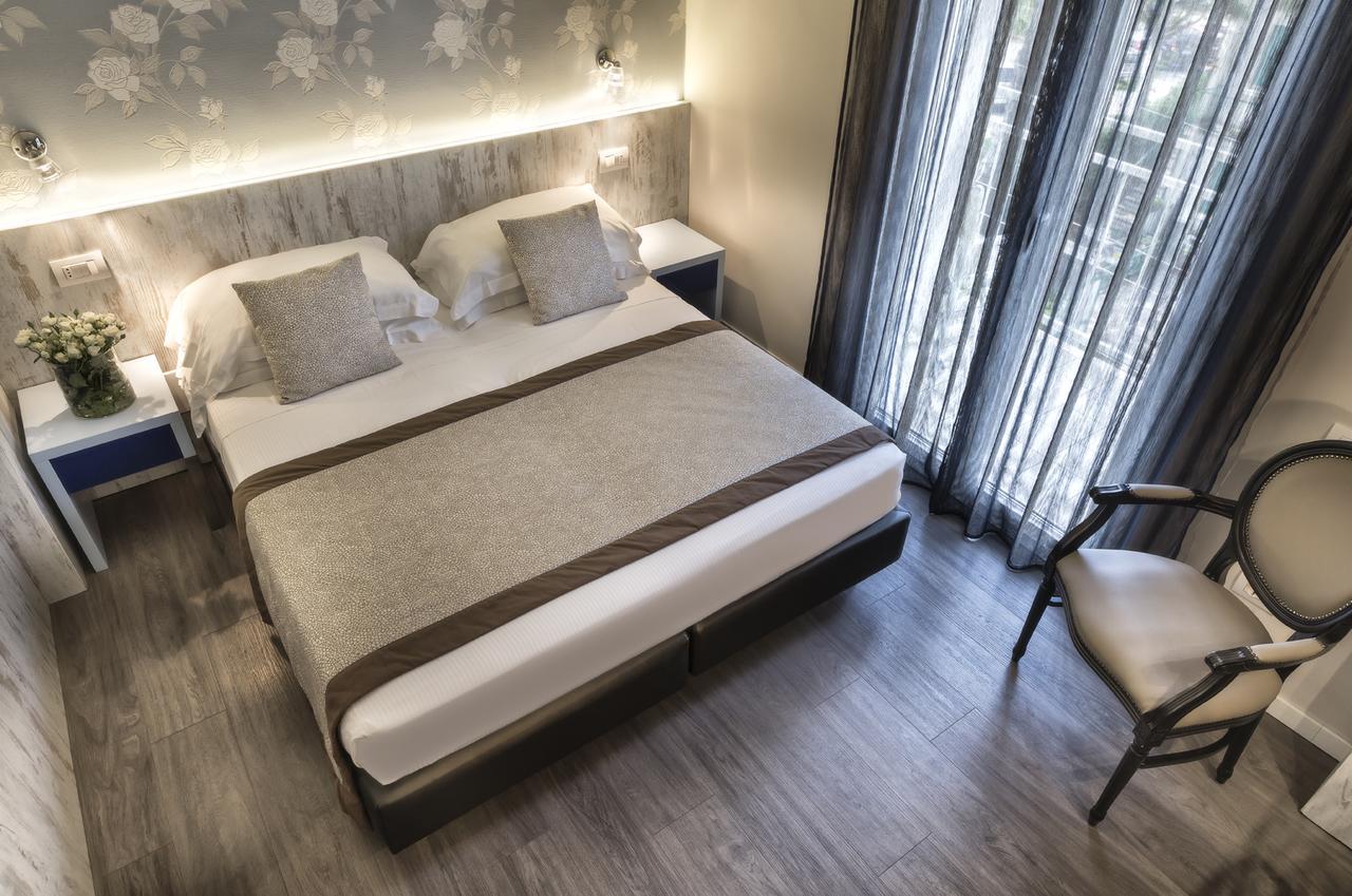 Hotel Roma Riccione Esterno foto
