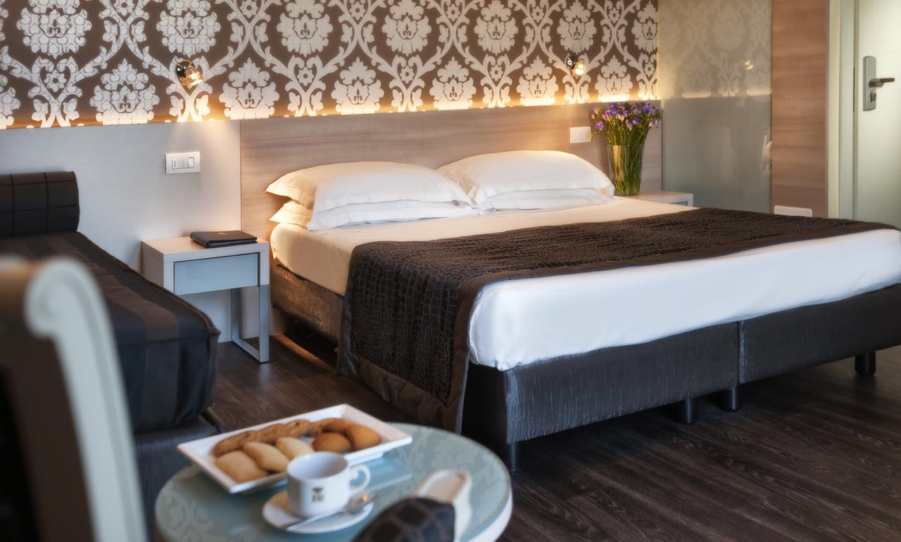 Hotel Roma Riccione Esterno foto