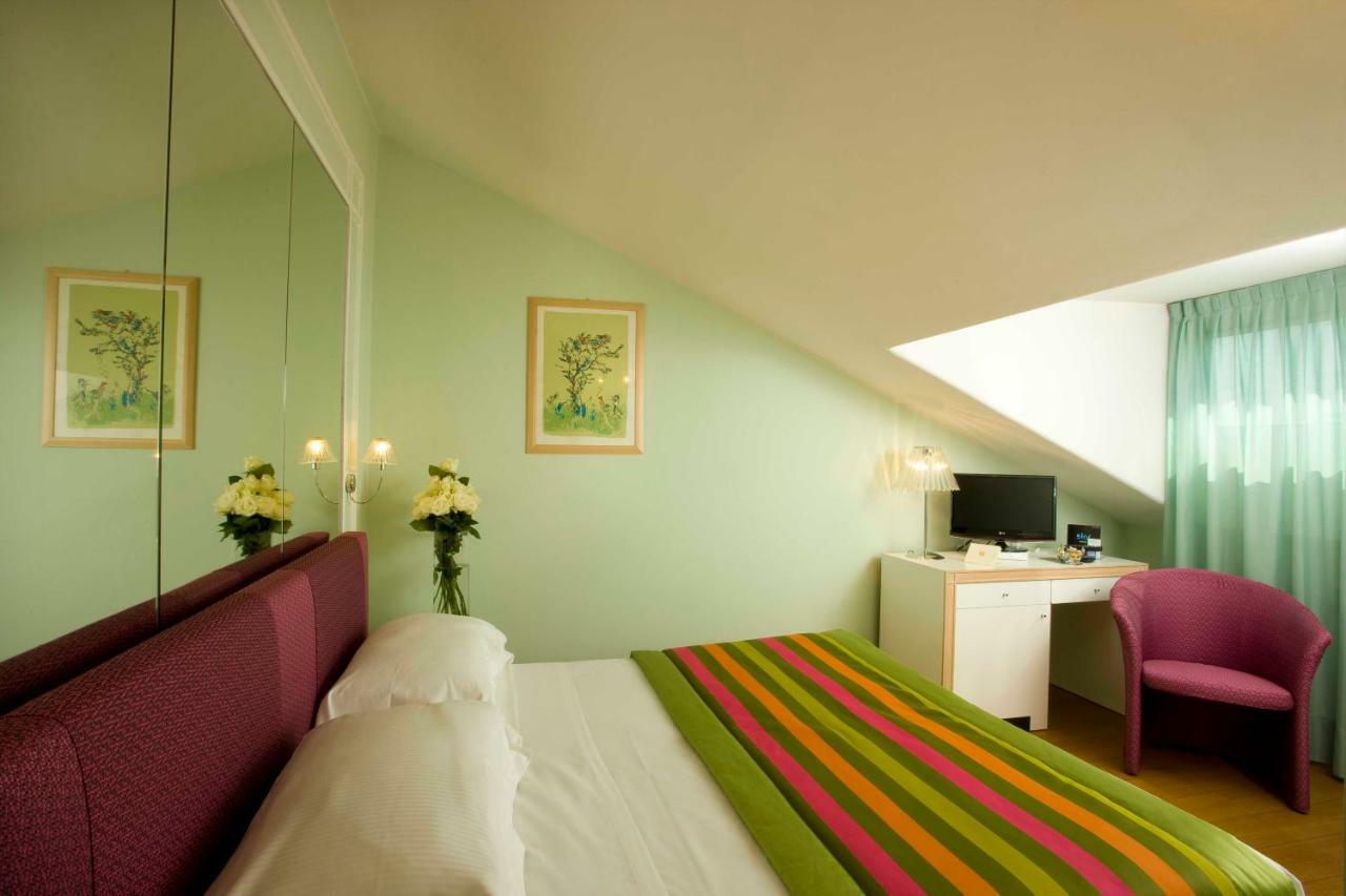 Hotel Roma Riccione Esterno foto